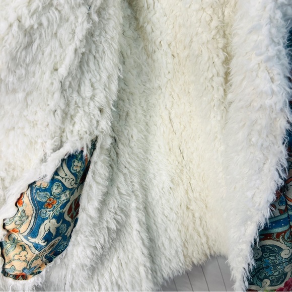 Johnny Was BIYA Halmstad Multi Patterned Embroidered Coat w/ Faux Fur & Suede L - Picture 14 of 14